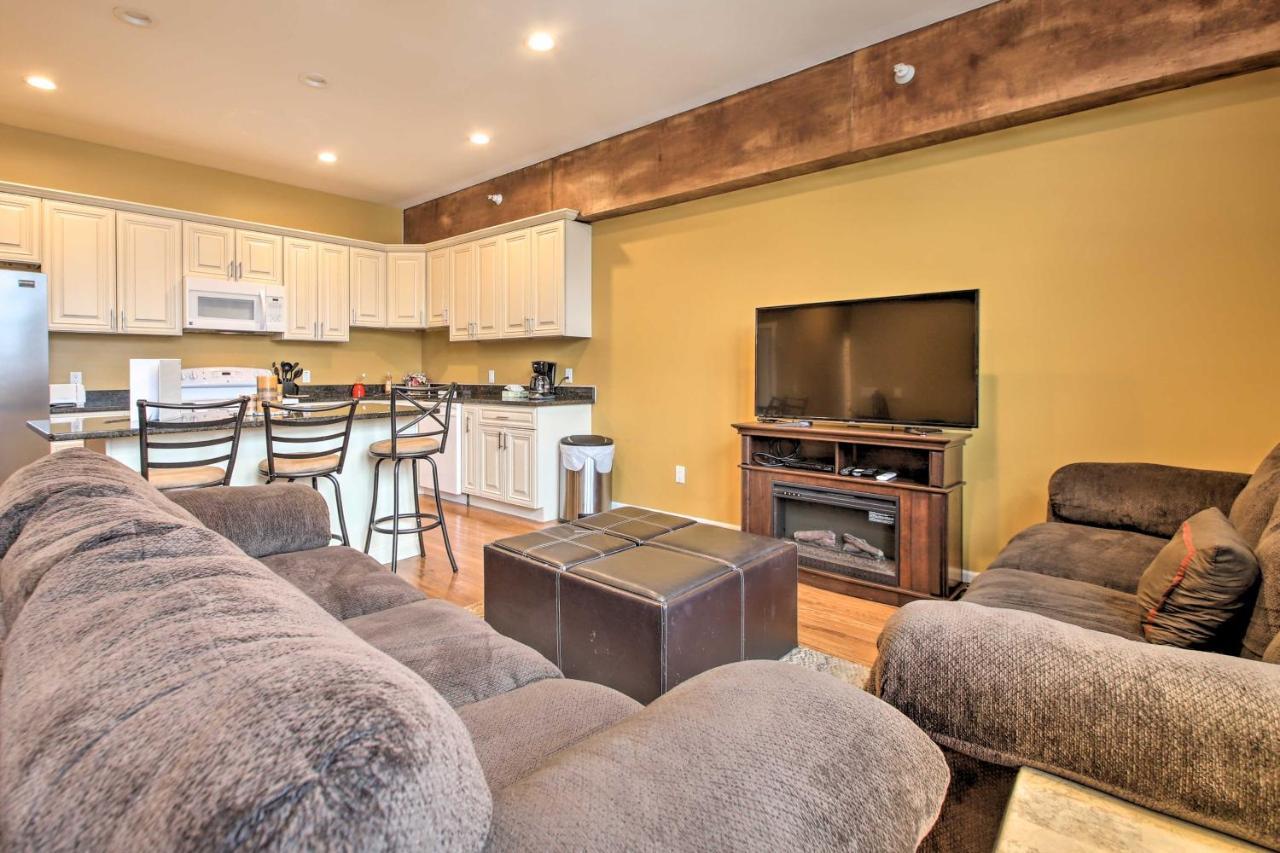 Cozy Sawyer Apartment - 5 Min To Warren Dunes Park Exterior photo